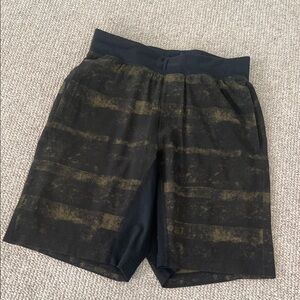 Lululemon pace breaker lined shorts